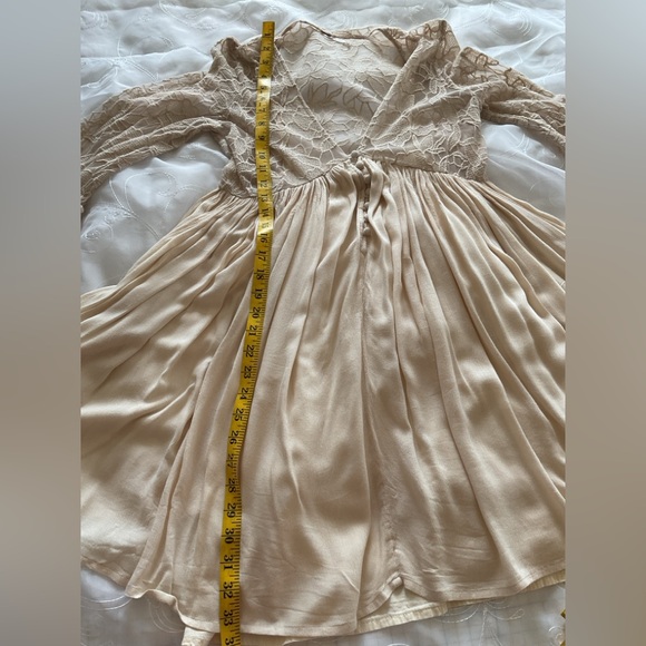 Free People Women’s Small Beige Bell Sleeve Mini Dress - Picture 9 of 14